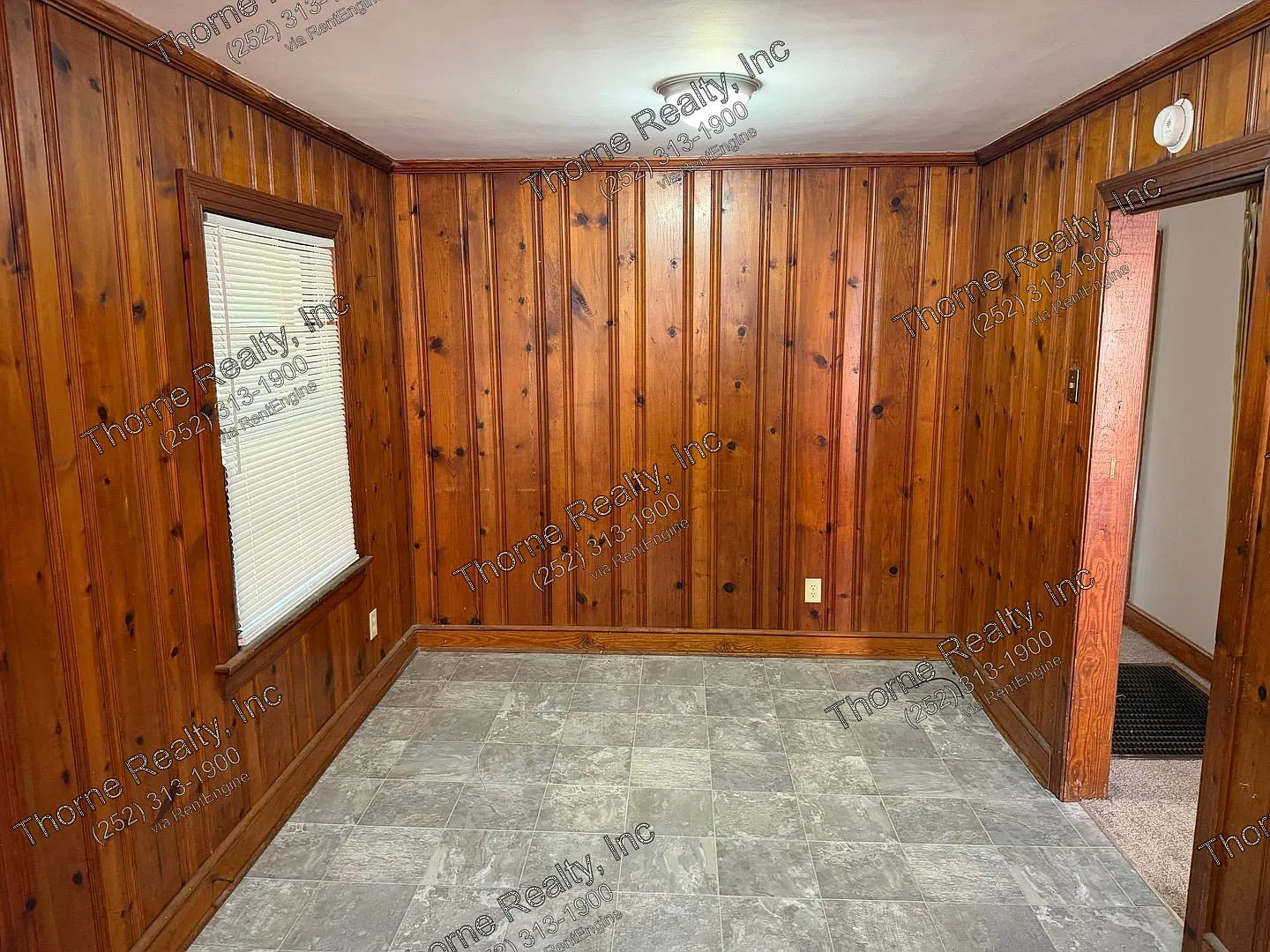 3 bed, 1.0 bath, 1120 sqft, $995 — Photo 4