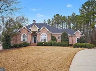 25 Inverleigh Row, Covington, GA 30014