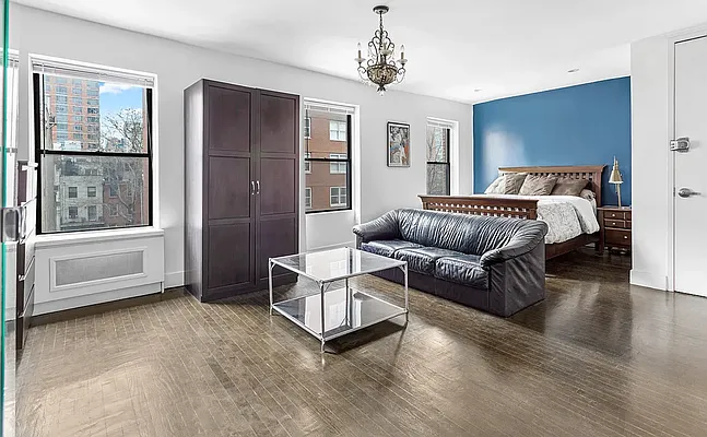 Rented by BLU Real Estate | media 10