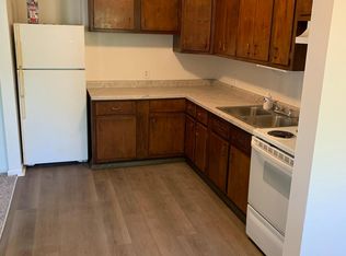 324 W Riley St #4, Easton, KS 66020