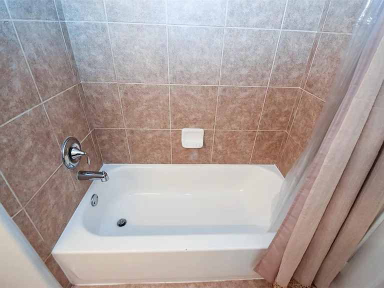 3615 Bridgebluff Ln — Photo 18
