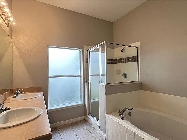 143 Vizcay Way — Photo 19