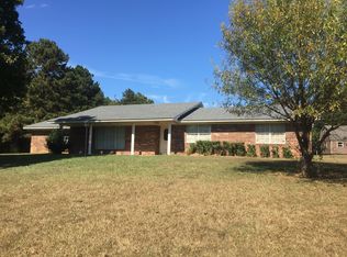1480 Crestview St, Ashdown, AR 71822
