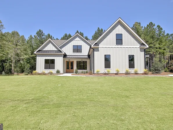 165 Grace Hope Dr, Brooks, GA 30205