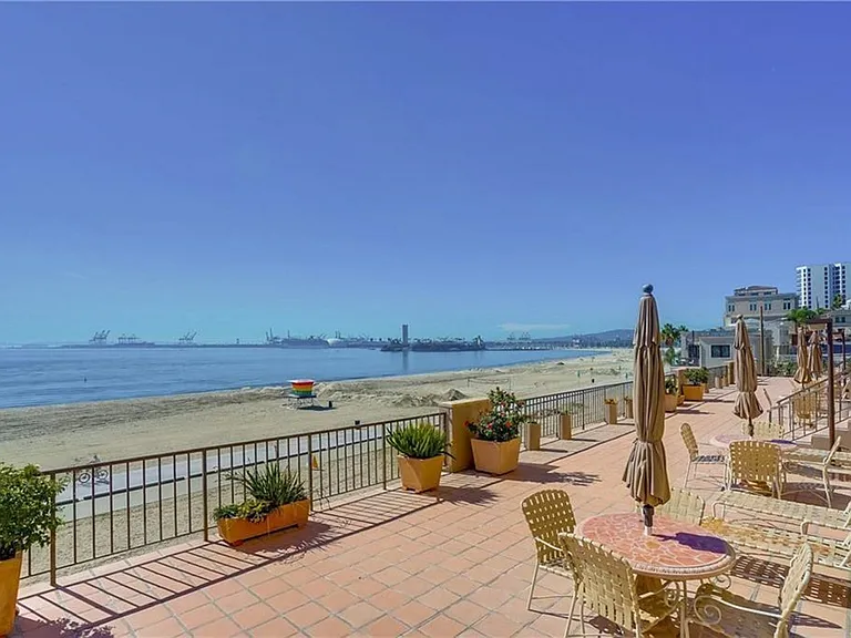 1750 E Ocean Blvd #H — Photo 8
