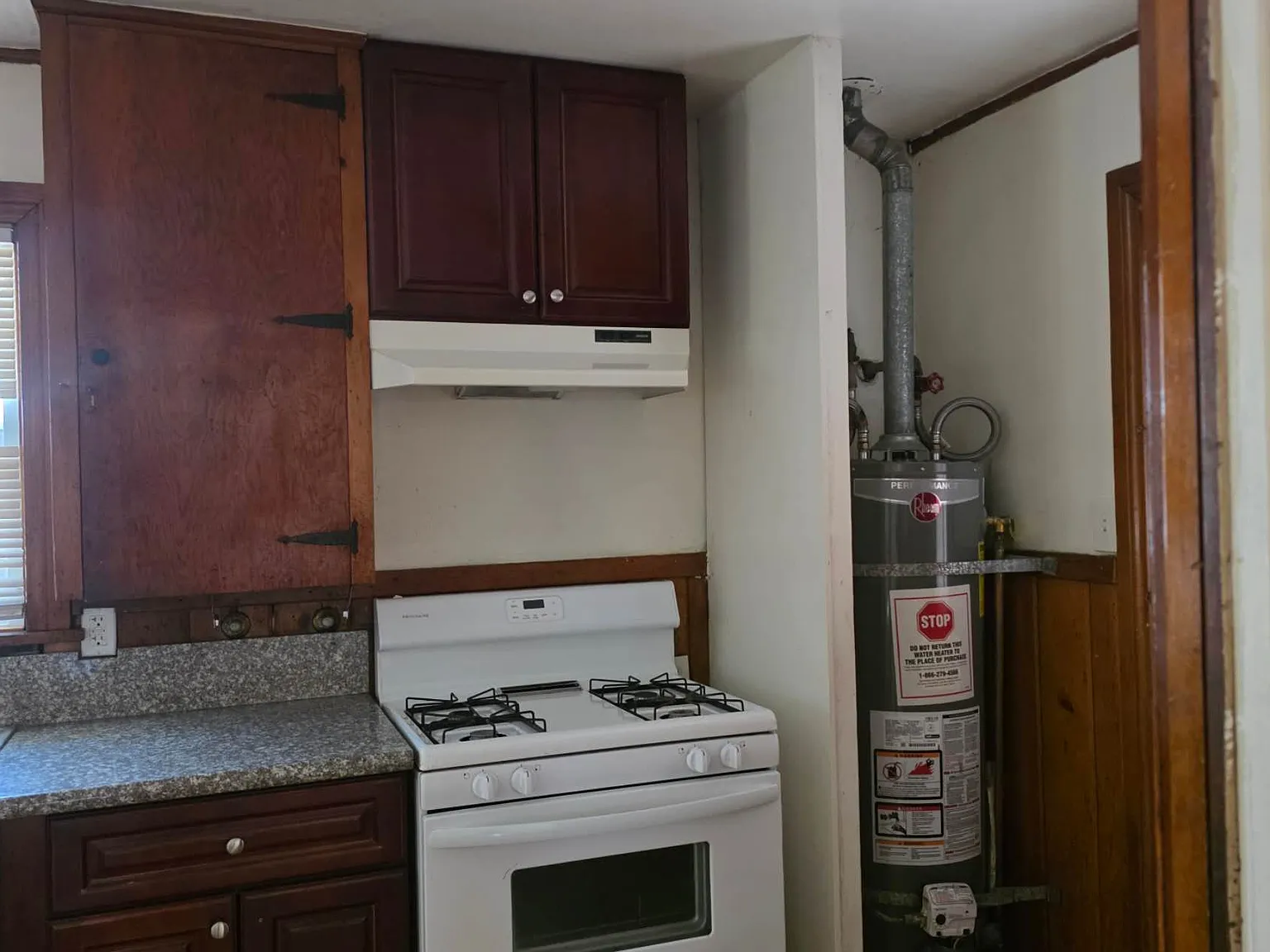 1 bed, 500 sqft, $1,650 — Photo 3
