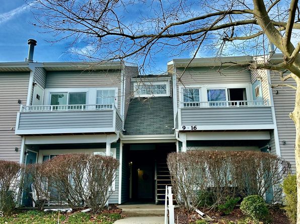 14 Gait Ct