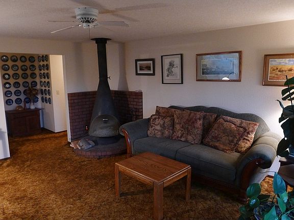 5th image of 4047 Rosewood St
