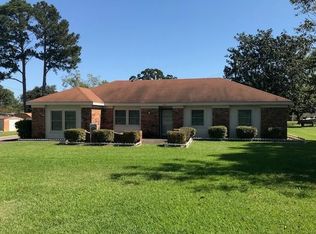 1558 N Eshman Ave, West Point, MS 39773