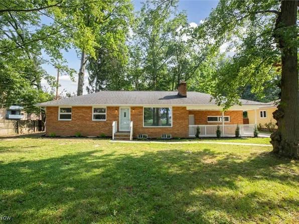 12241 Huffman Rd, Parma Heights, OH 44130