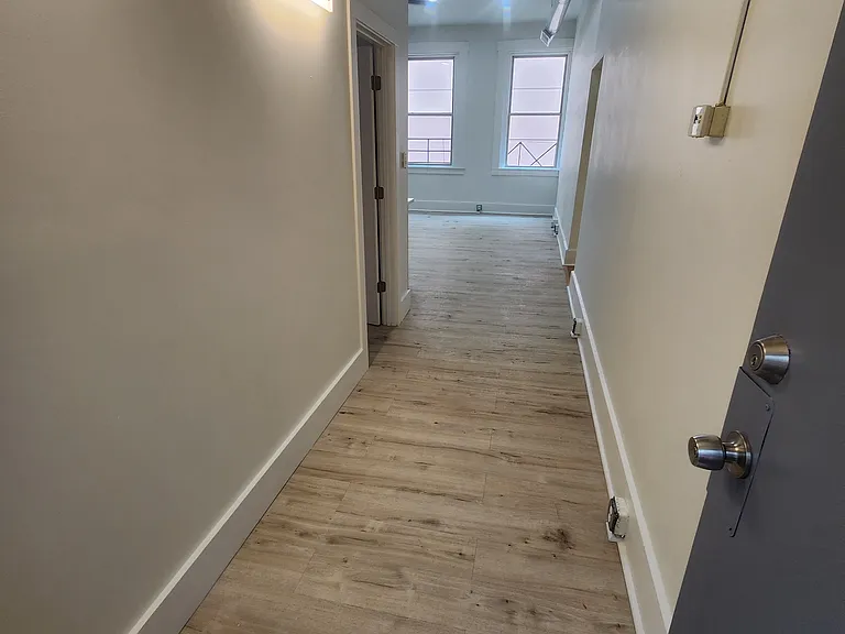 17 E Court St #43 — Photo 4