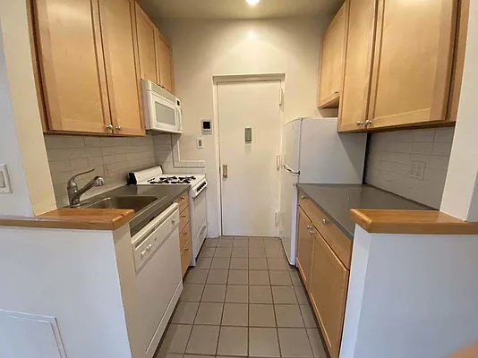 Rented by Heller Organization | media 33