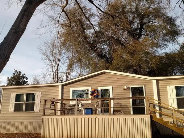 305 Summer Hill Rd, Prattville, AL 36067