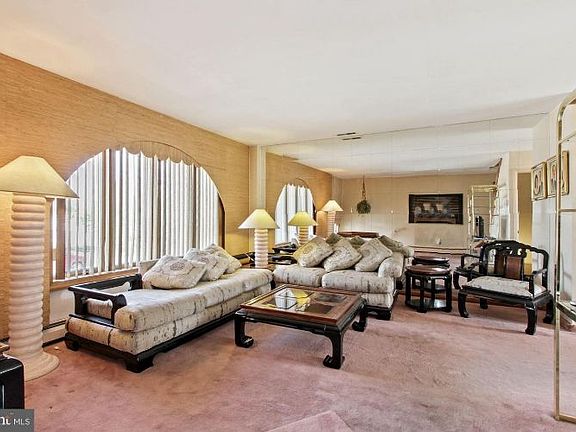 4th image of 7346 Meadowlark Pl
