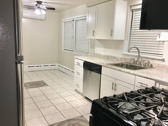 3rd image of 6333 W Touhy Ave #1