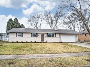 1072 Dorchester Rd, Troy, OH 45373