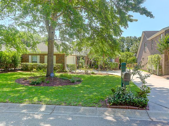 5th image of 4008 Harleston Green Ln