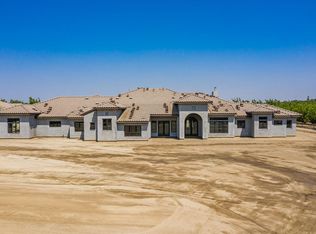 4590 N 11th Ave, Hanford, CA 93230