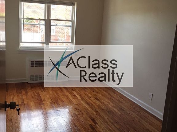 3rd image of 3010 50th St #2F