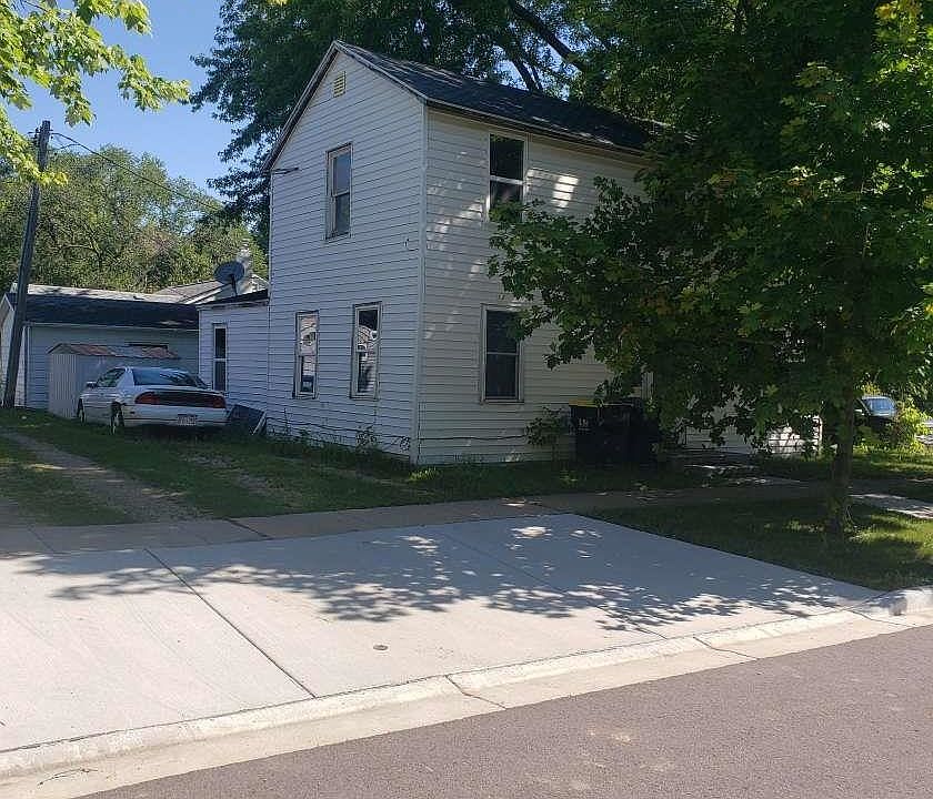 1st image of 118 E Court St