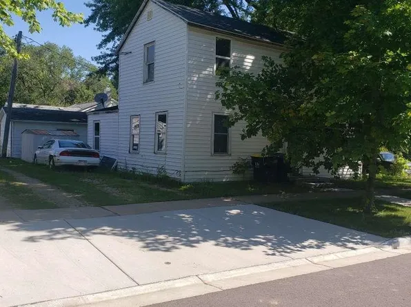 118 E Court St, New Lisbon, WI 53950