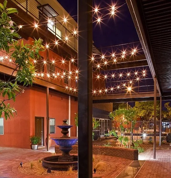 115ct - Bricklight Courtyard Apartments — Photo 5