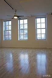 4th image of 1501 Locust 302