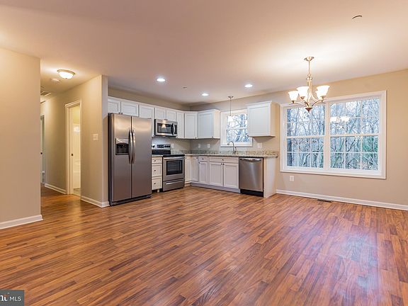 2nd image of 12118 Riverview Dr