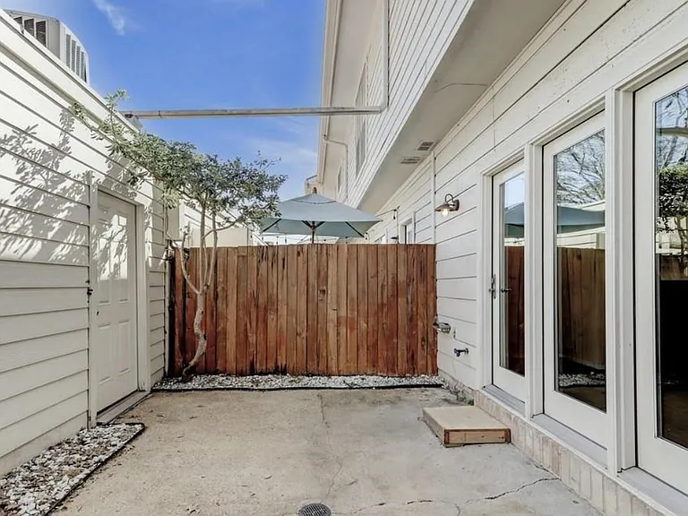 5968 Woodway Place Ct — Photo 14