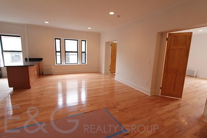 1st image of 561 W 163rd St APT 6A