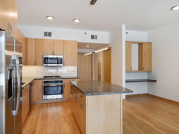 5th image of 1240 S 2nd St Unit 204