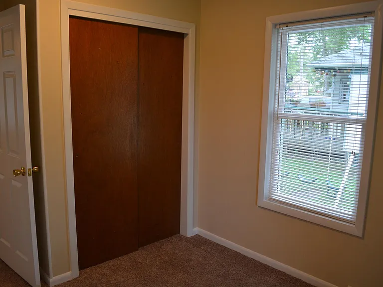 117 E Church St — Photo 6