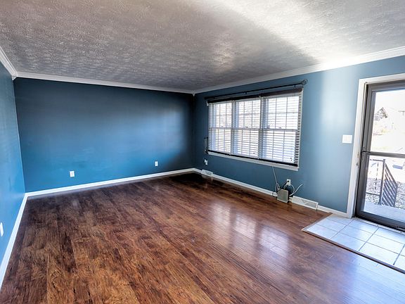 3rd image of 1324 Canonero Dr