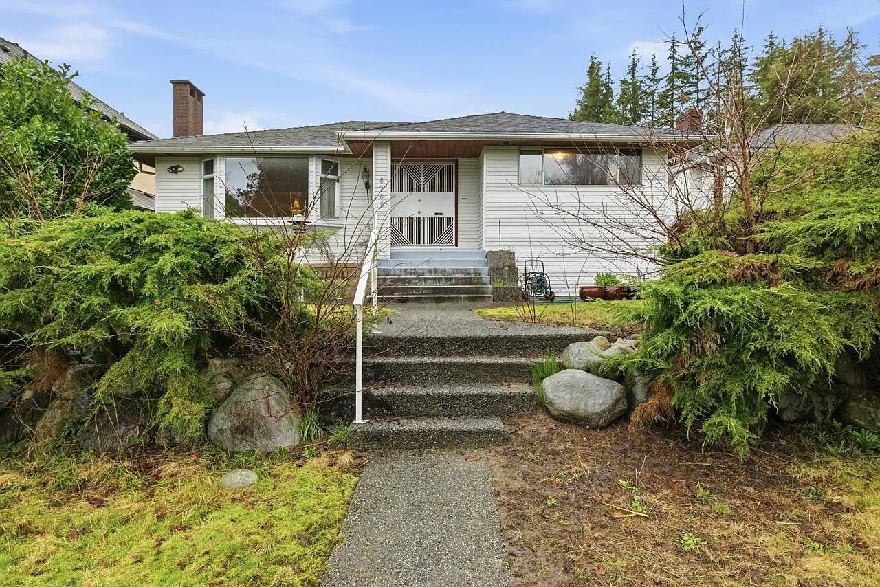 6709 Ash St photo 1