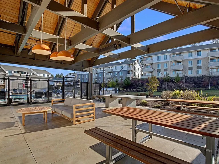 Martingale Apartments — Photo 15