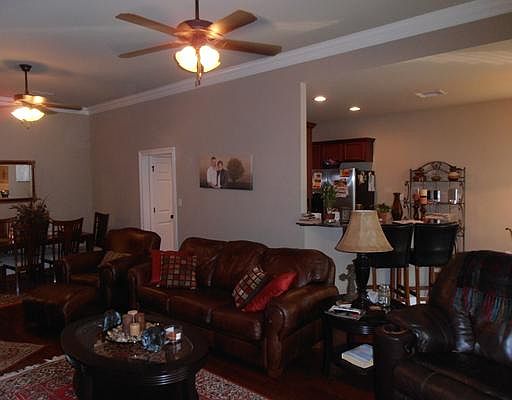 1st image of 14101 Fox Hill Dr