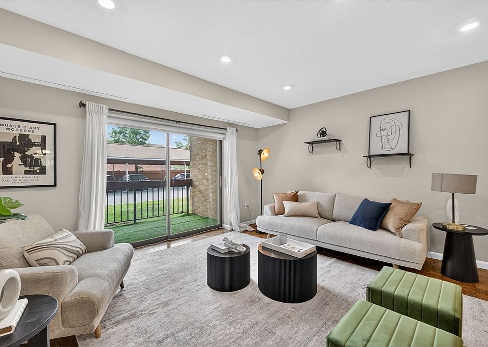 1st image of 41 Centre St APT 106