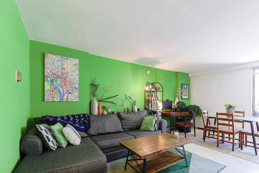 1420 N St NW #802 photo 1