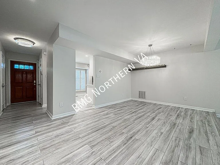 7450 Adams Park Ct — Photo 8