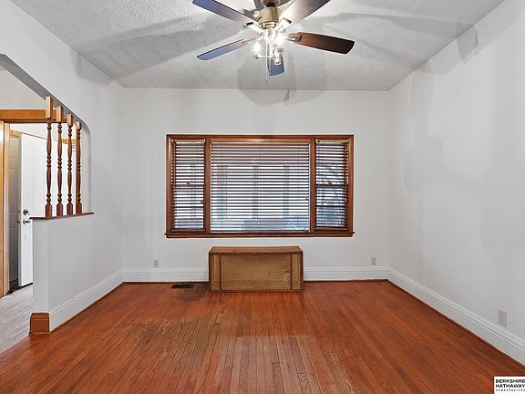5th image of 1905 Park Ave