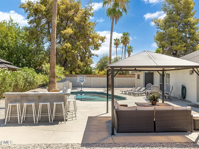 5948 E Corrine Dr — Photo 49