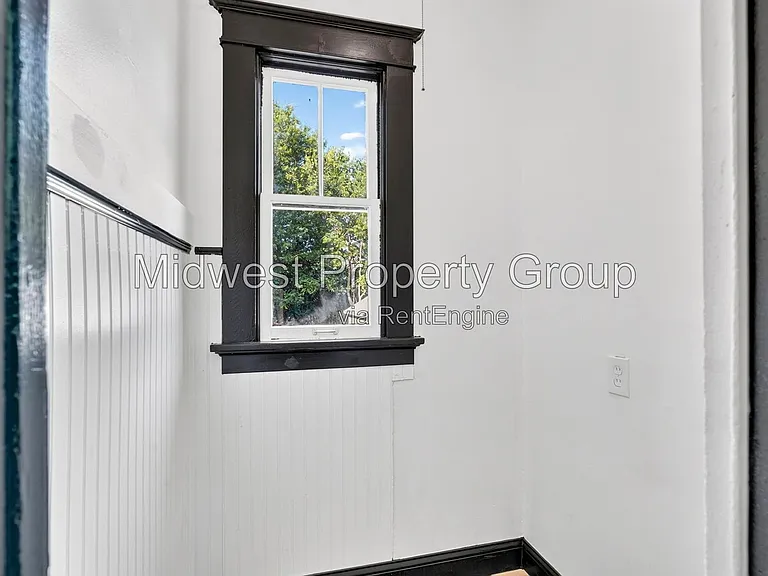 11560 Old Halls Ferry Rd — Photo 18