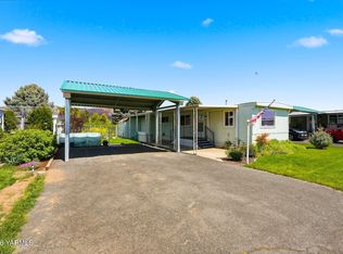 3601 Castlevale Rd Trlr 33, Yakima, WA 98902