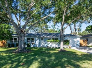 5876 15th St N, Saint Petersburg, FL 33703