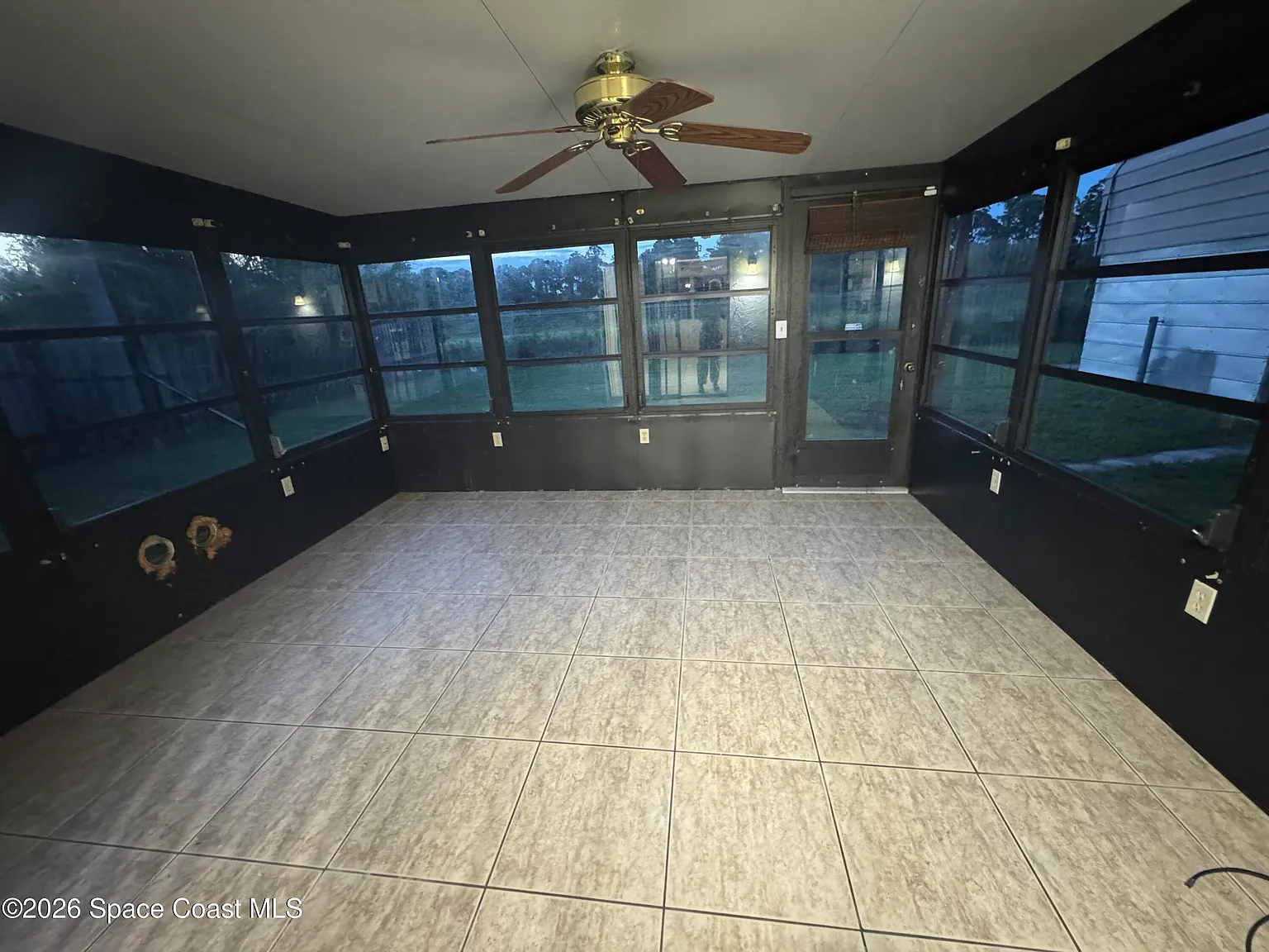 3 bed, 2.0 bath, 1232 sqft, $2,250 — Photo 3