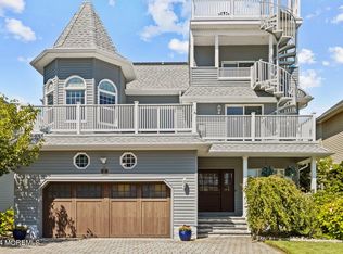 1617 Beacon Ln, Point Pleasant Beach, NJ