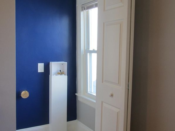 86 Bacon St #201, Biddeford, ME 04005