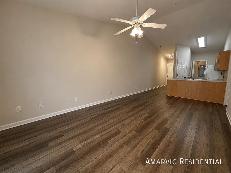 1851 Trailwood Heights — Photo 3