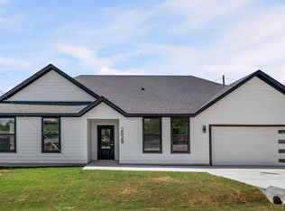 2628 White Rock Dr, Granbury, TX 76048