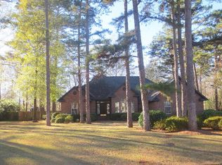 2203 Golfcourse Dr, Albany, GA 31721